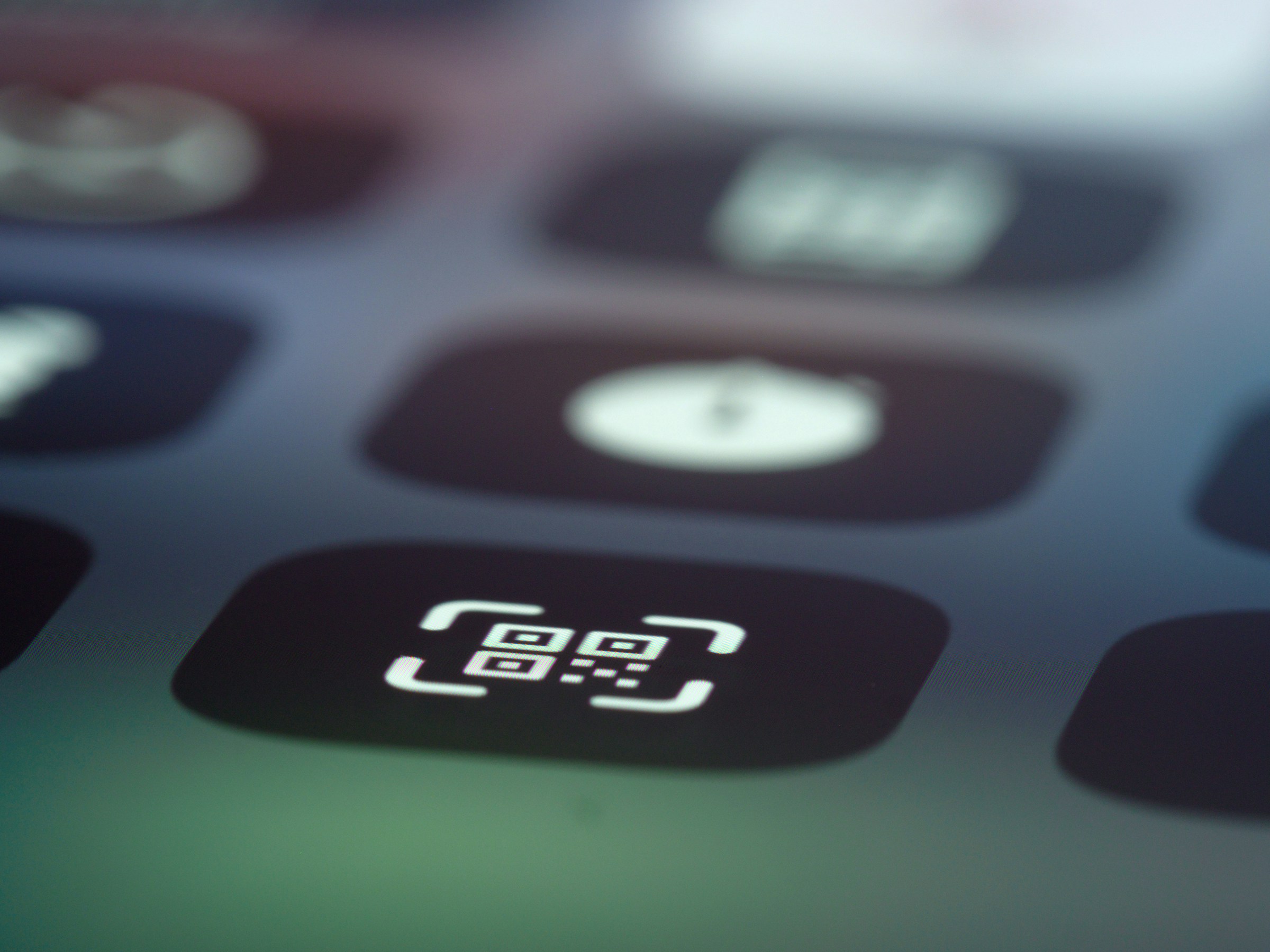 qr code scanner app auf einem handy